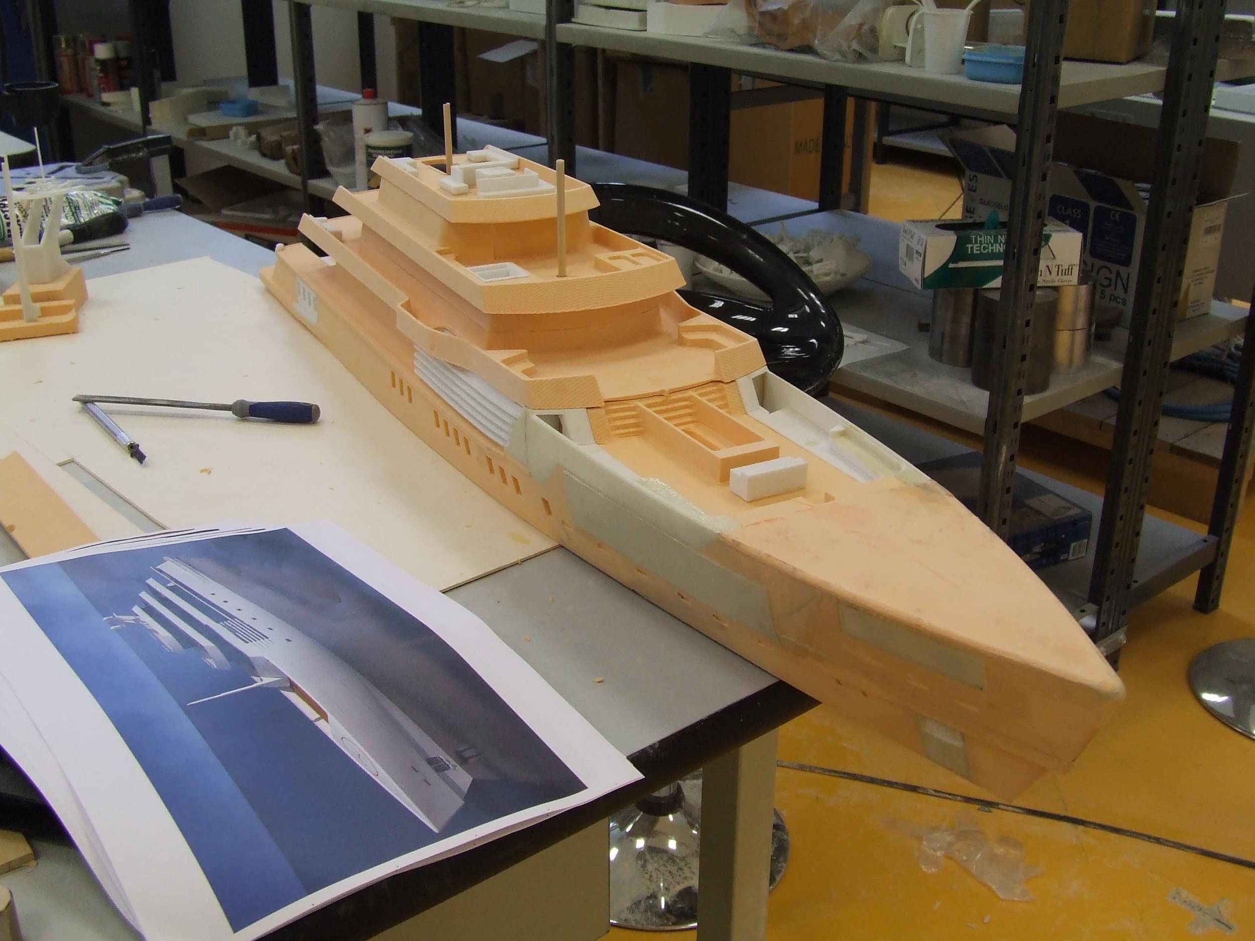 72m-concept-yacht-design-architect+carignani-scale-model-1
